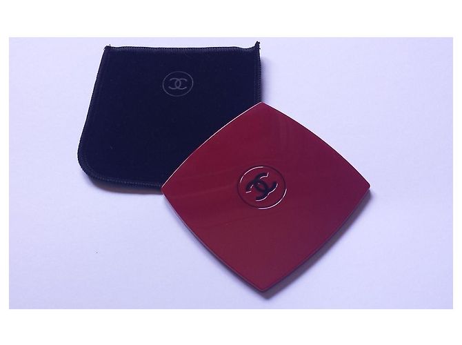 Chanel Specchio da borsa rosso con pochette - vista 3