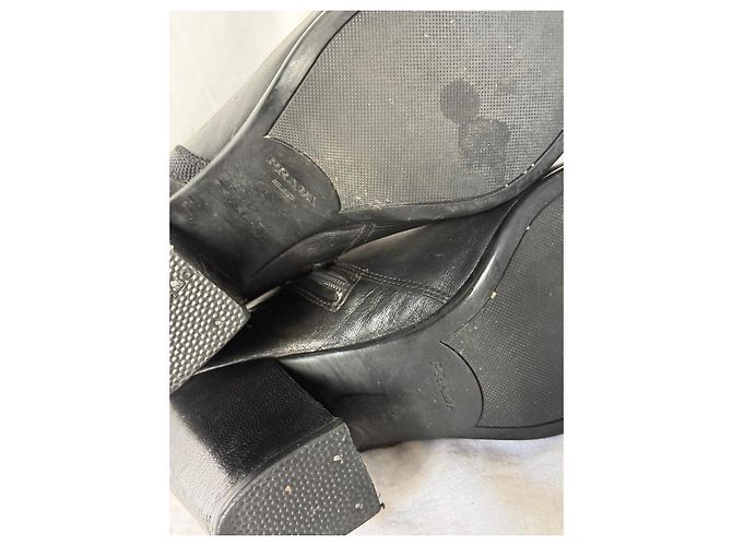 Prada Bottines en cuir noir - vue 12
