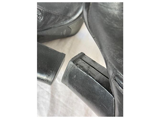 Prada Bottines en cuir noir - vue 8