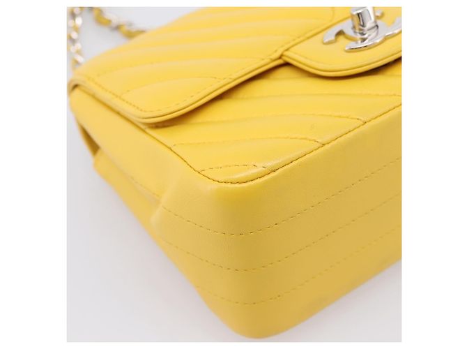 CHANEL V Stitch Schultertasche mit Kette aus Lammleder Gelb Silber CC Auth 206310SAM - Ansicht 15