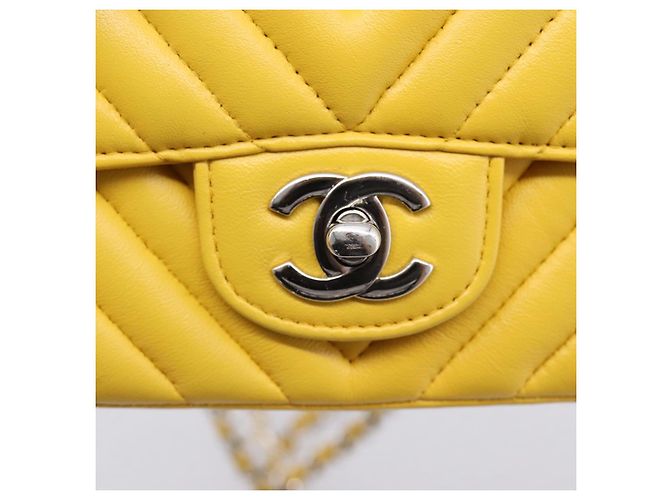CHANEL V Stitch Schultertasche mit Kette aus Lammleder Gelb Silber CC Auth 206310SAM - Ansicht 18