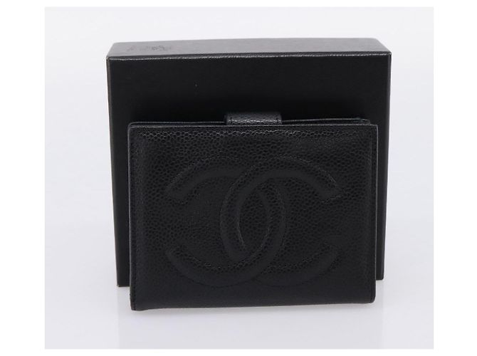 Carteira Compacta CHANEL COCO Mark em Couro Caviar Preta e Dourada CC Auth 206090V Preto Dourado - vista 12