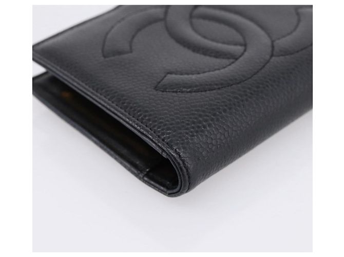 Carteira Compacta CHANEL COCO Mark em Couro Caviar Preta e Dourada CC Auth 206090V Preto Dourado - vista 14