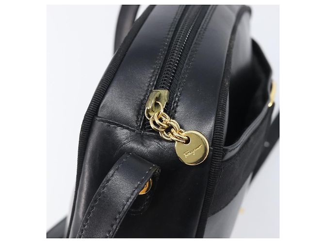 Borsa a tracolla Salvatore Ferragamo Vala in pelle nera e oro Auth bs37160 Nero - vista 10