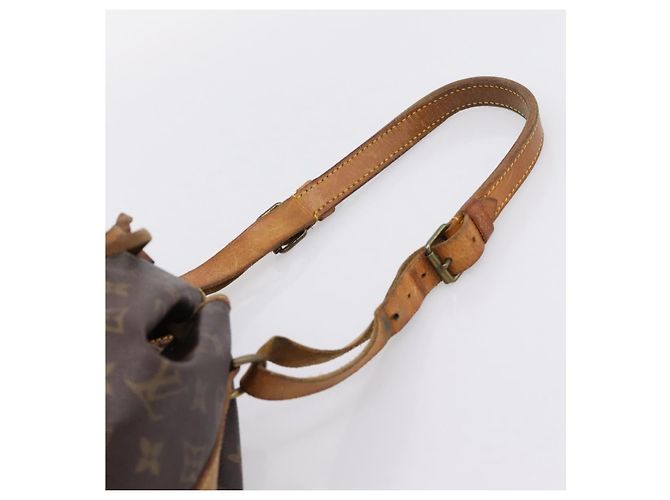 LOUIS VUITTON Monogram Petit Noe Shoulder Bag M42226 LV Auth 202947 Monograma - vista 14