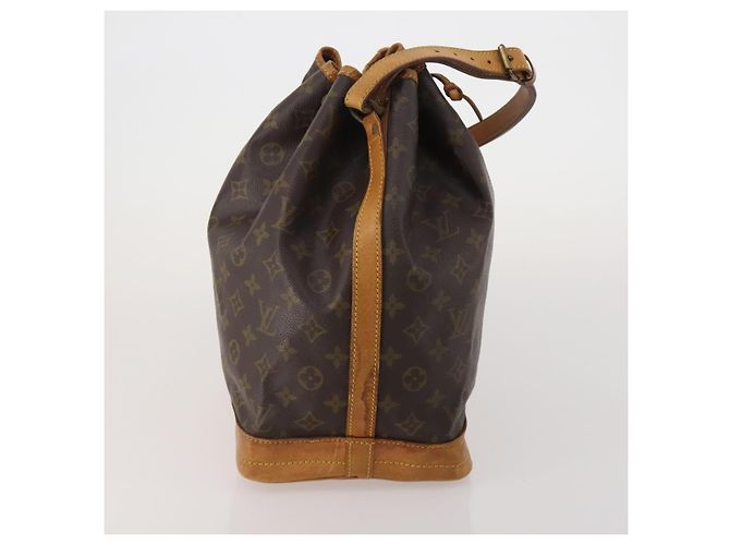 LOUIS VUITTON Monogram Petit Noe Schultertasche M42226 LV Auth 196342 Monogramm - Ansicht 4