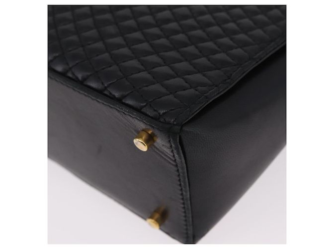 Bolsa de Ombro com Corrente Bally em Couro Preto e Dourado Auth BA16168 - vista 16