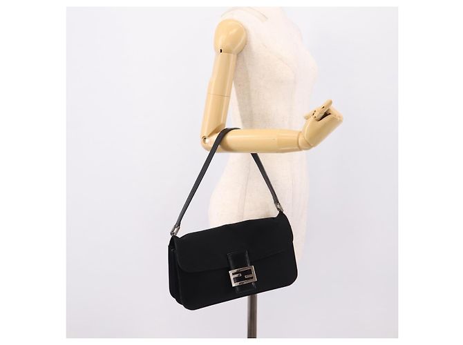Borsa a tracolla FENDI Mamma Baguette in jersey di cotone Nero Argento Auth 204836 - vista 25