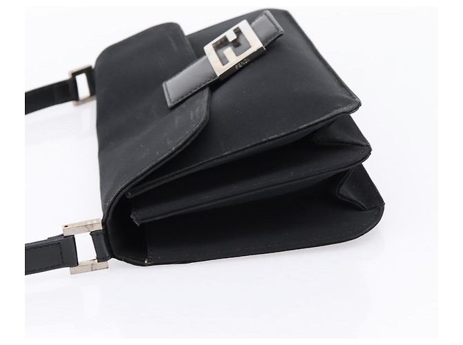Borsa a tracolla FENDI Mamma Baguette in jersey di cotone Nero Argento Auth 204836 - vista 3