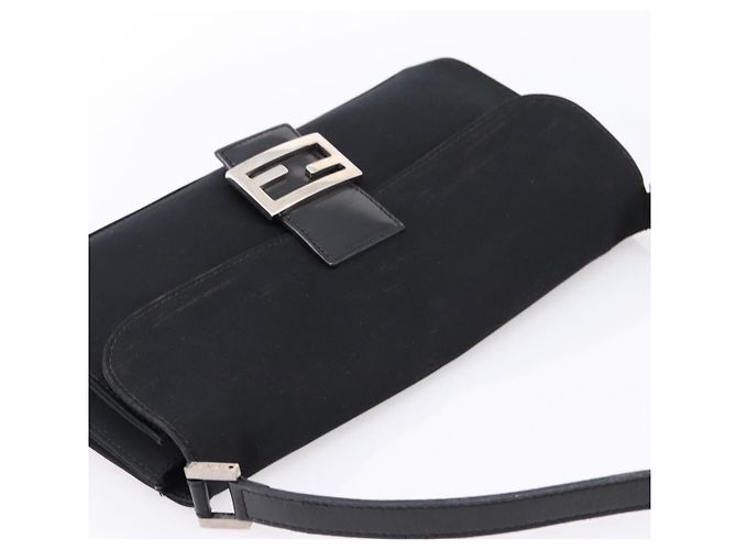 Borsa a tracolla FENDI Mamma Baguette in jersey di cotone Nero Argento Auth 204836 - vista 6