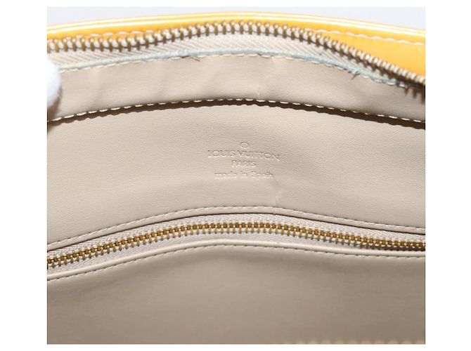 Bolso de mano LOUIS VUITTON Monogram Vernis Houston Beige M91004 LV Auth ep15897 - vista 10