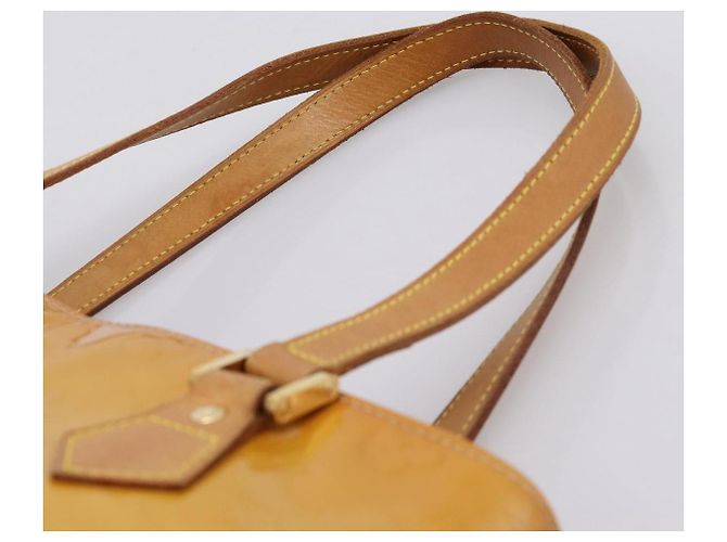 Bolso de mano LOUIS VUITTON Monogram Vernis Houston Beige M91004 LV Auth ep15897 - vista 8