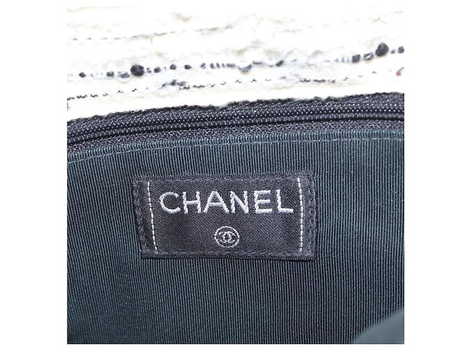 Bolsa de Ombro com Corrente CHANEL Tweed Branco Prata CC Auth 205917V - vista 21