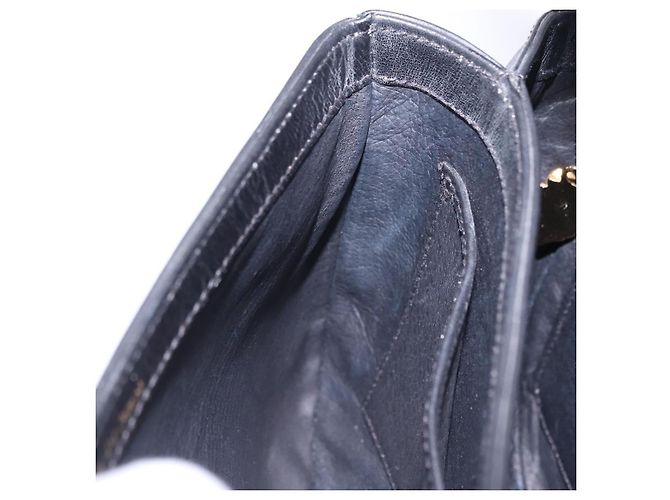 Bolsa de Ombro GUCCI em Couro Preta e Dourada Auth 206133 Preto Dourado - vista 24