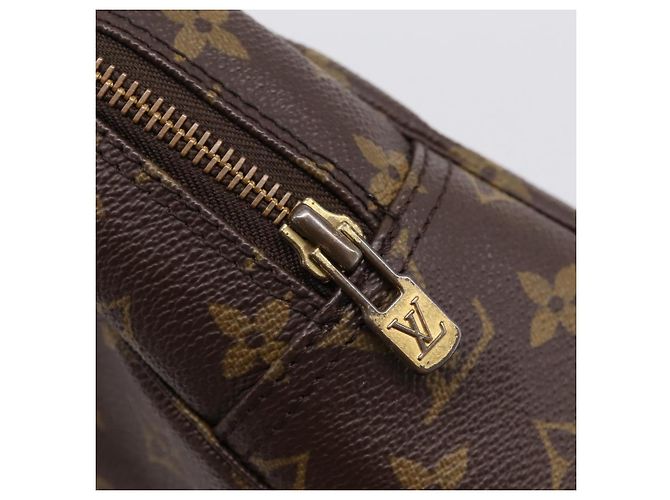 LOUIS VUITTON Monogram Trousse Toilette 28 Clutch Bag M47522 LV Auth 206246 Monogramma - vista 8