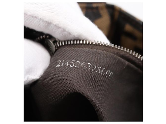 Borsa a tracolla FENDI Zucca Canvas Mamma Baguette Brown Black Auth 196093V Marrone Nero - vista 12