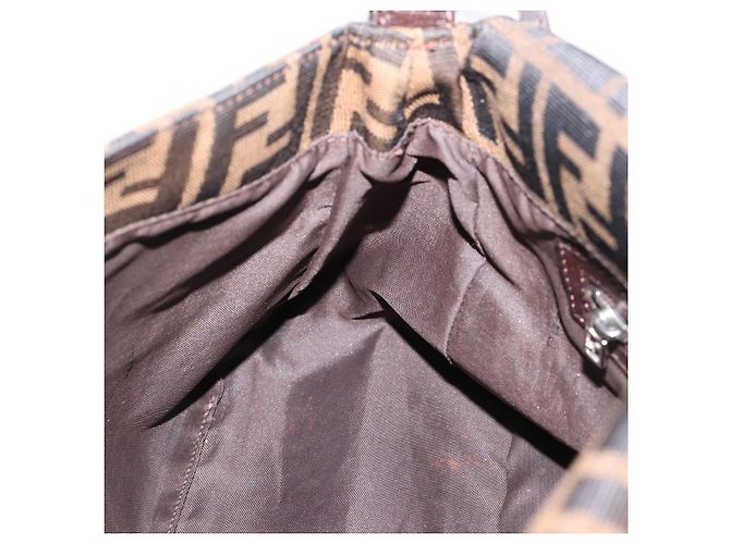 Borsa a tracolla FENDI Zucca Canvas Mamma Baguette Brown Black Auth 196093V Marrone Nero - vista 23