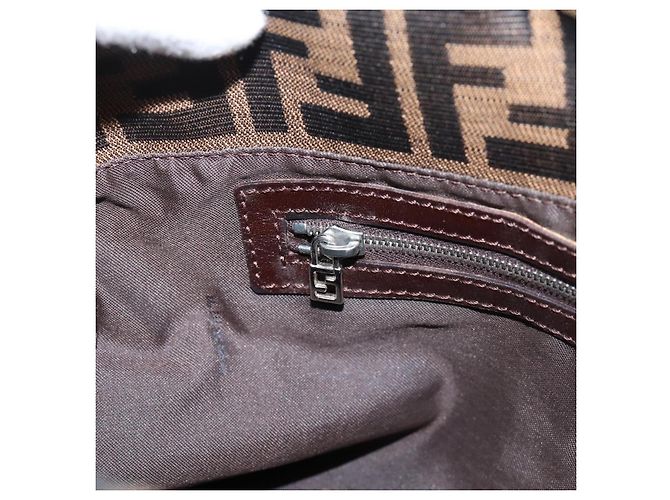 Borsa a tracolla FENDI Zucca Canvas Mamma Baguette Brown Black Auth 196093V Marrone Nero - vista 24