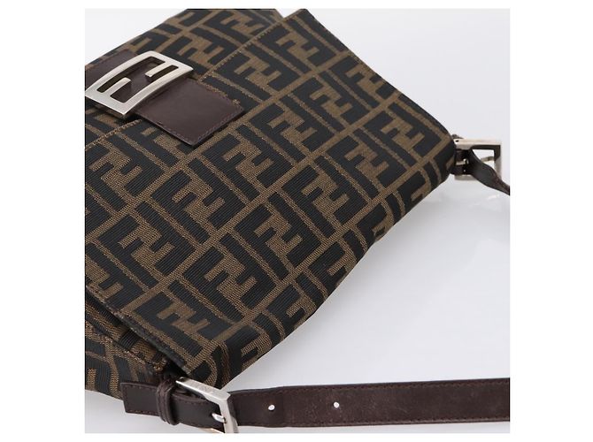 Borsa a tracolla FENDI Zucca Canvas Mamma Baguette Brown Black Auth 196093V Marrone Nero - vista 6