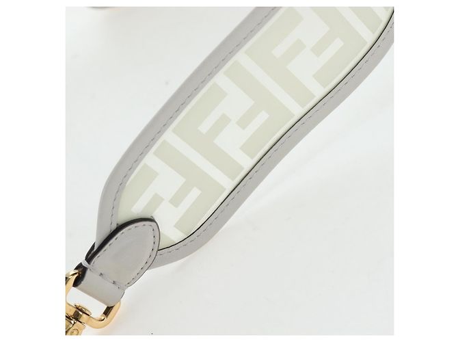 Tracolla FENDI Strap You in pelle 37'' White Gold Auth bs37411 Bianco D'oro - vista 14