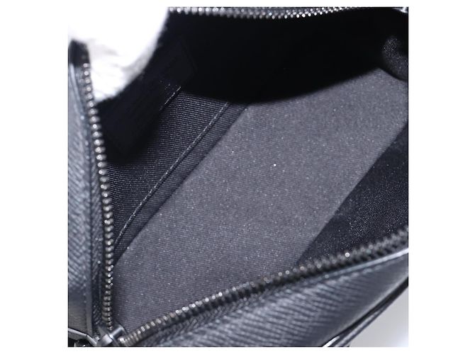 LOUIS VUITTON Taiga Rainbow Mini Soft Trunk Bag Black M30351 LV Auth 203152M Nero - vista 10