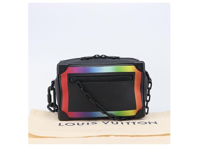LOUIS VUITTON Taiga Rainbow Mini Soft Trunk Bag Black M30351 LV Auth 203152M Nero - vista 12