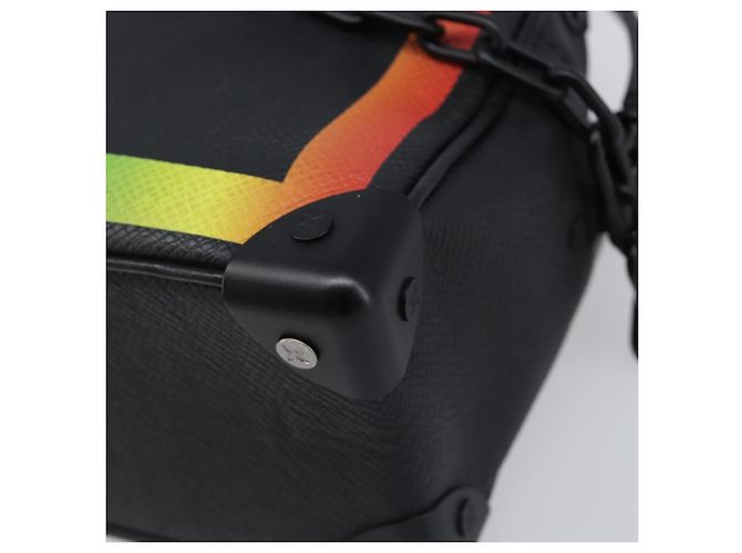 LOUIS VUITTON Taiga Rainbow Mini Soft Trunk Bag Black M30351 LV Auth 203152M Nero - vista 15