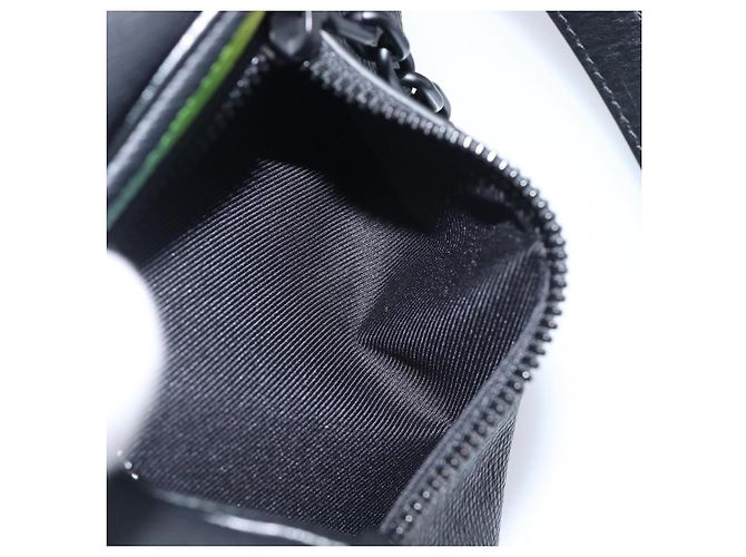 LOUIS VUITTON Taiga Rainbow Mini Soft Trunk Bag Black M30351 LV Auth 203152M Nero - vista 25