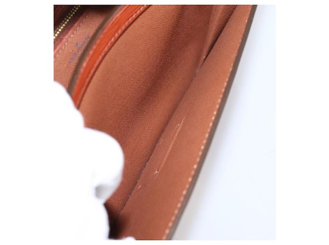 LOUIS VUITTON Epi Serie Dragonne Hand Bag Brown M52618 LV Auth ep16187A Marrone - vista 22
