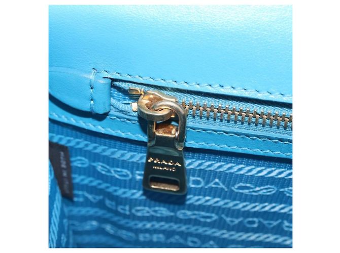 PRADA Chain Shoulder Bag Leather Blue Gold Auth 206268V Golden - view 25