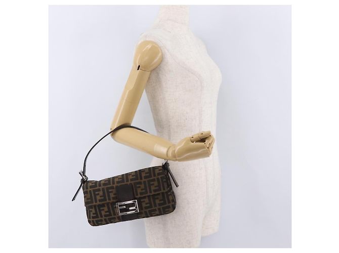 Borsa a Tracolla FENDI Zucca Canvas Mamma Baguette Nero Marrone Auth 206109V - vista 28