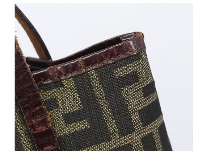 Bolso de mano FENDI Zucca Canvas Marrón Auth mr3027 Castaño - vista 19