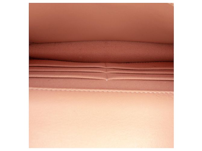 Borsa Chanel 19 Wallet on Chain in pelle di agnello matelassé rosa - vista 4