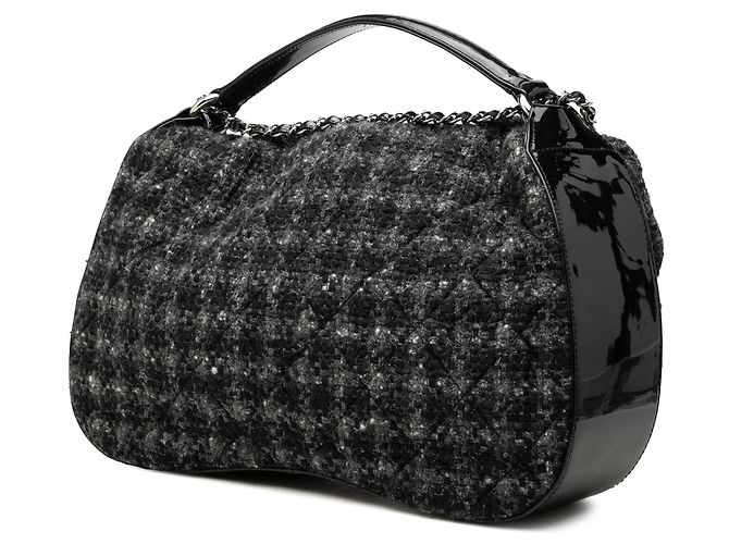 Bolsa Satchel com aba e alça de mão Chanel CC em tweed preto - vista 2