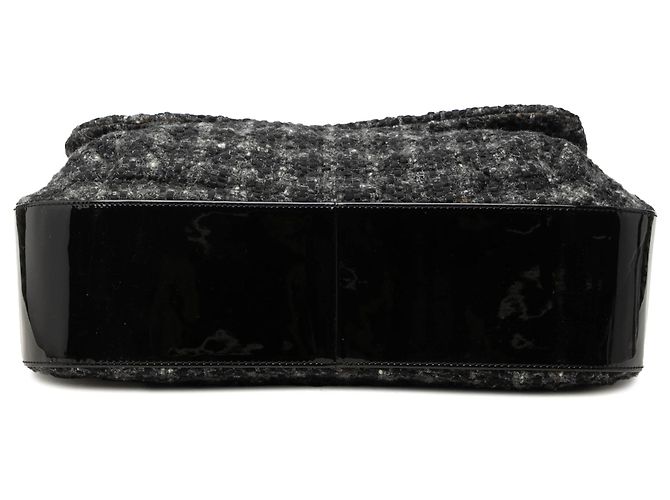 Bolsa Satchel com aba e alça de mão Chanel CC em tweed preto - vista 3