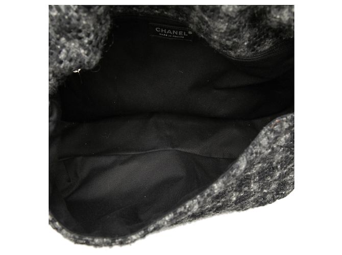 Bolsa Satchel com aba e alça de mão Chanel CC em tweed preto - vista 4