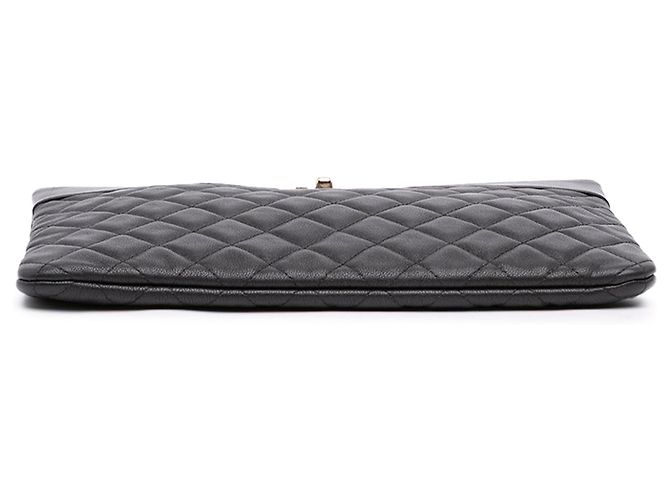 Clutch Chanel Medium Quilted Sheepskin Mademoiselle O Case Nera Nero - vista 3