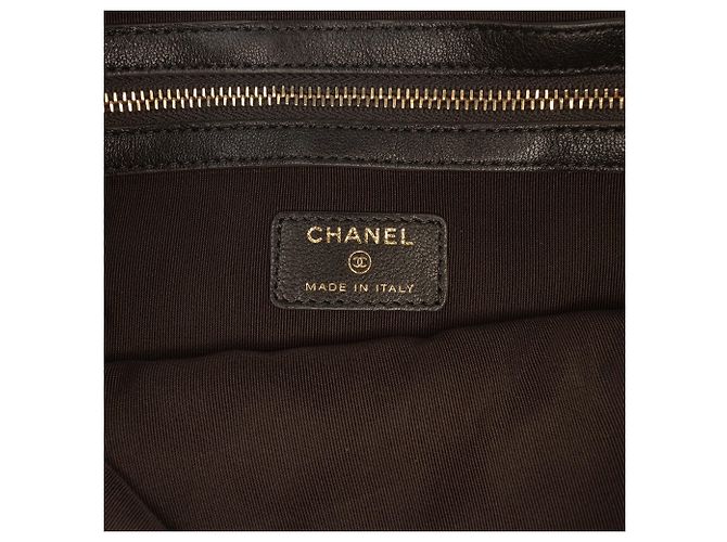 Clutch Chanel Medium Quilted Sheepskin Mademoiselle O Case Nera Nero - vista 5