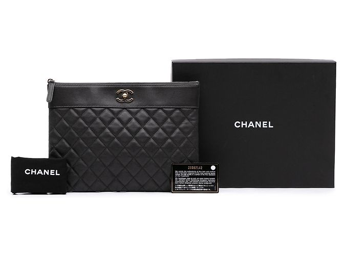 Clutch Chanel Medium Quilted Sheepskin Mademoiselle O Case Nera Nero - vista 7