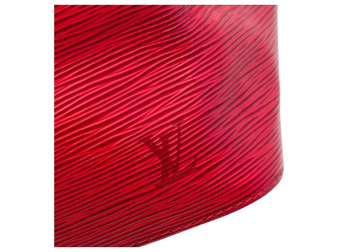 Borsa a secchiello Louis Vuitton Epi Petit Noe rossa Rosso - vista 5