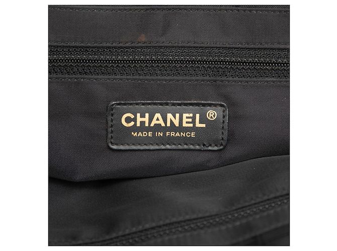 Chanel New Travel Line Nylon Tote Schwarz - Ansicht 5