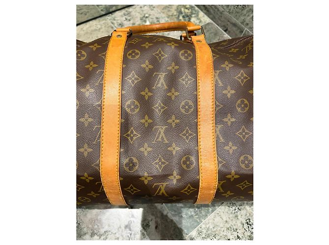 Louis Vuitton Keepall Bandoulière 55 Monogram Castaño Monograma - vista 5