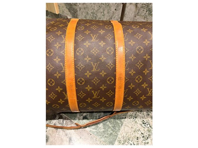 Louis Vuitton Keepall Bandoulière 55 Monogram Castaño Monograma - vista 5