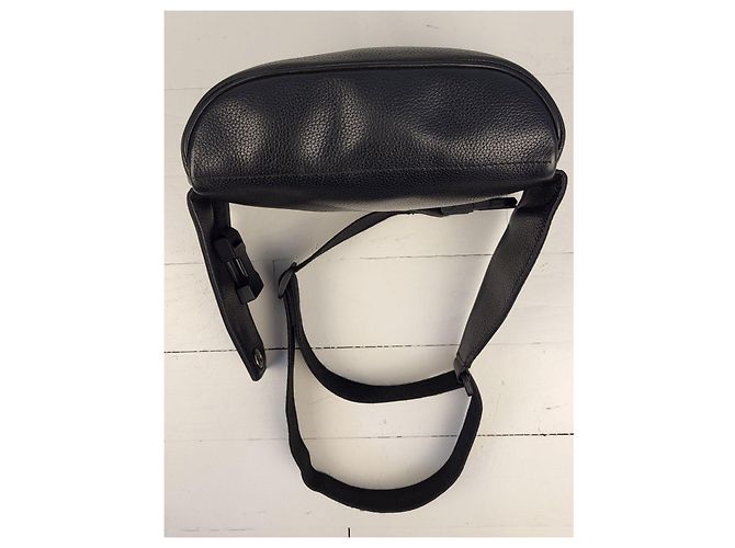 Longchamp Le Foulonne Marsupio in Pelle Martellata Nera Nero - vista 12