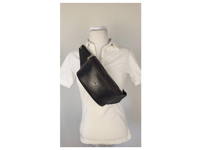 Longchamp Le Foulonne Marsupio in Pelle Martellata Nera Nero - vista 4