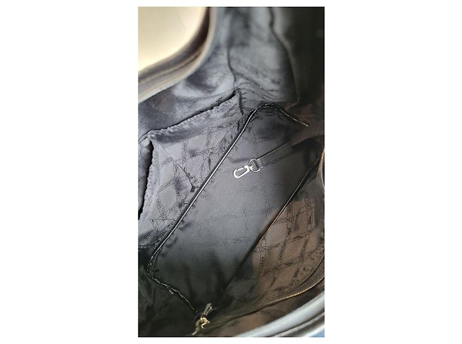 Longchamp Le Foulonne Handtasche aus schwarzem Narbenleder - Ansicht 15