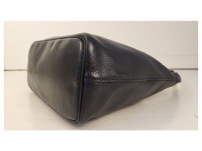 Longchamp Le Foulonne Handtasche aus schwarzem Narbenleder - Ansicht 9