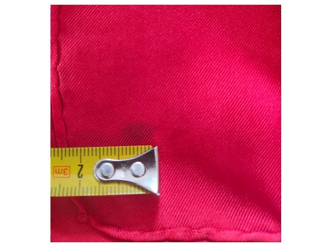 Hermès "Tigre Royal" Seidentuch Schwarz Rot Beige Golden - Ansicht 12