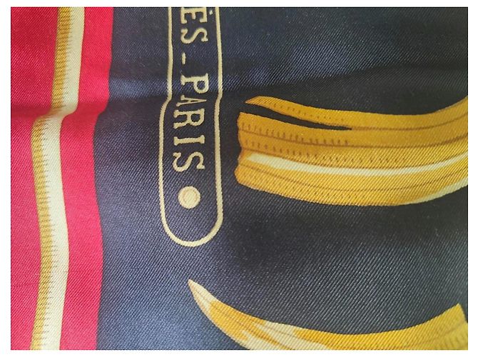 Hermès "Tigre Royal" Seidentuch Schwarz Rot Beige Golden - Ansicht 7