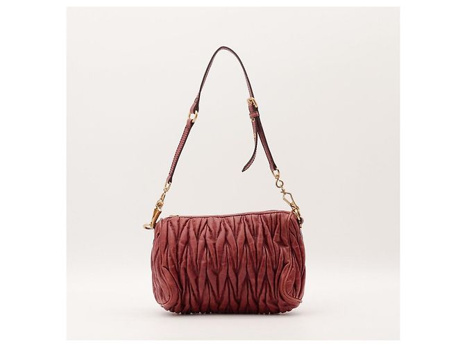 Miu Miu Borsa a spalla Matelassé in pelle rossa Bordò - vista 3
